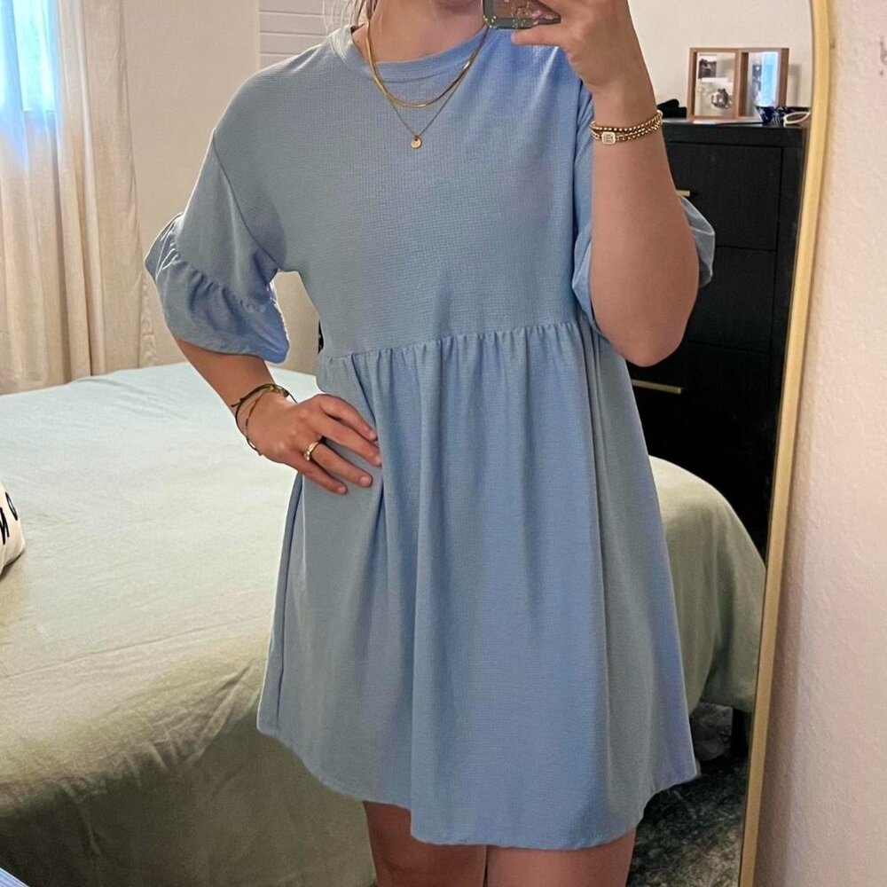 Liberty Love‎ Baby Blue Flowy Dress Knee Length Size Large Lightweight Modest